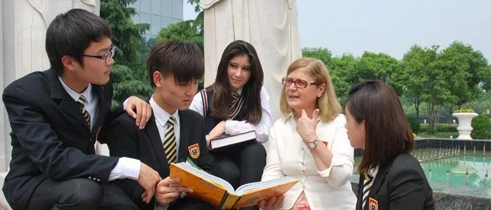 贝优合作国际高中：上海金苹果双语学校