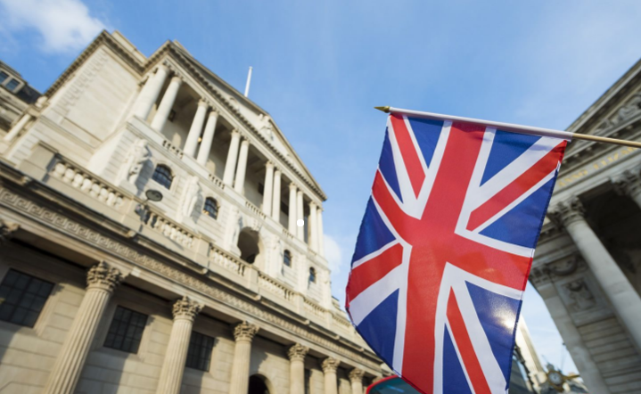 赴英留学的中国学生，有多少毕业后能在英国找